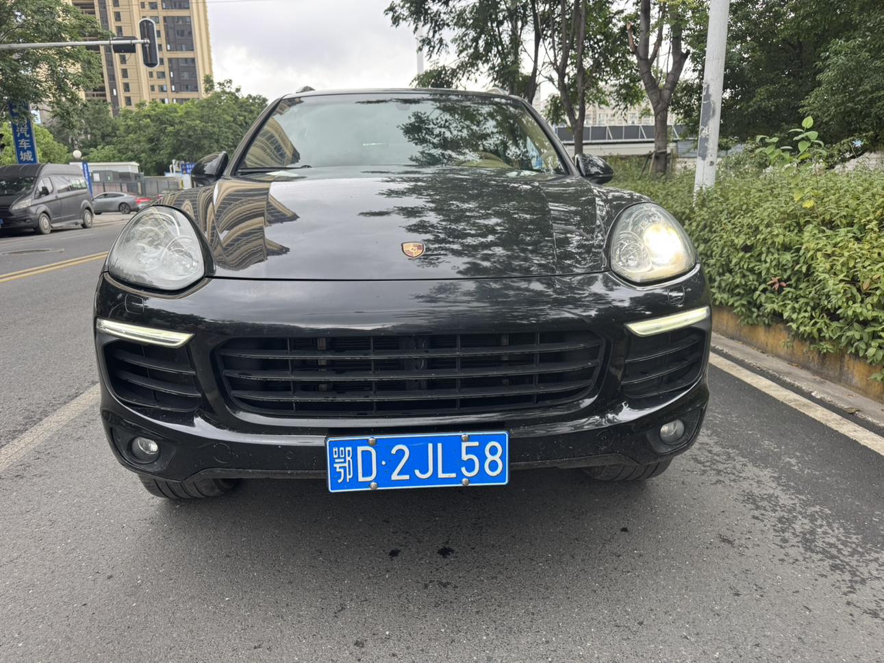 Porsche Cayenne 2015 thumb 9