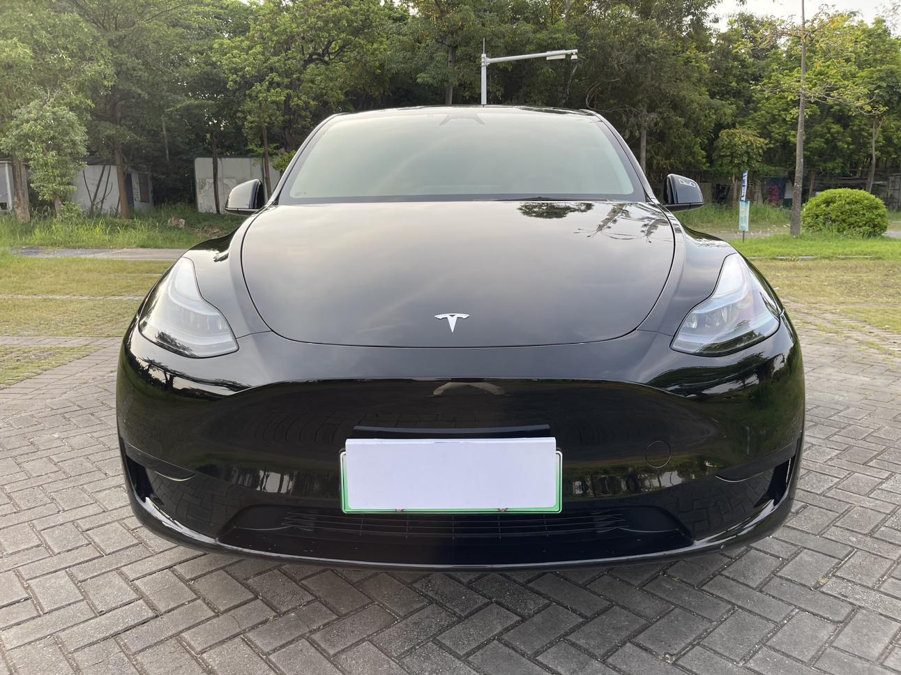 Tesla Model Y 2024 thumb 11