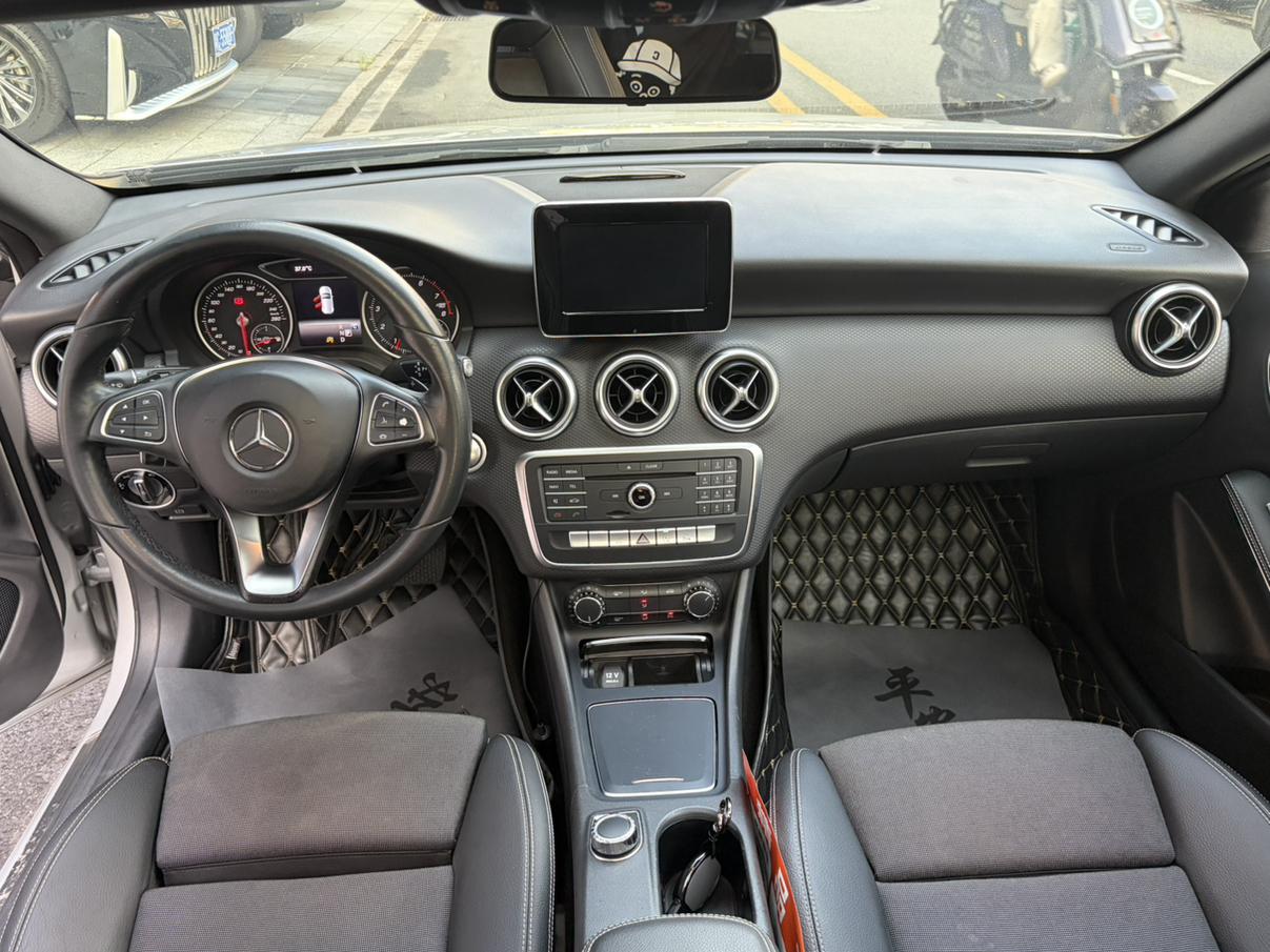 Mercedes-Benz A-Класс 2018 thumb 5