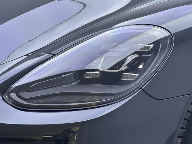Porsche Panamera 2017 thumb 10