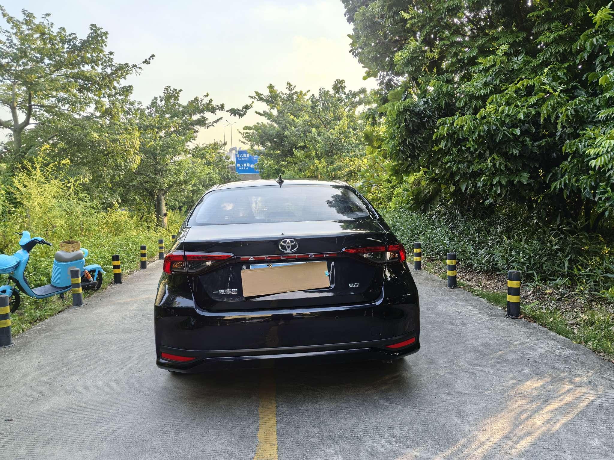 Toyota Crown 2022 thumb 3