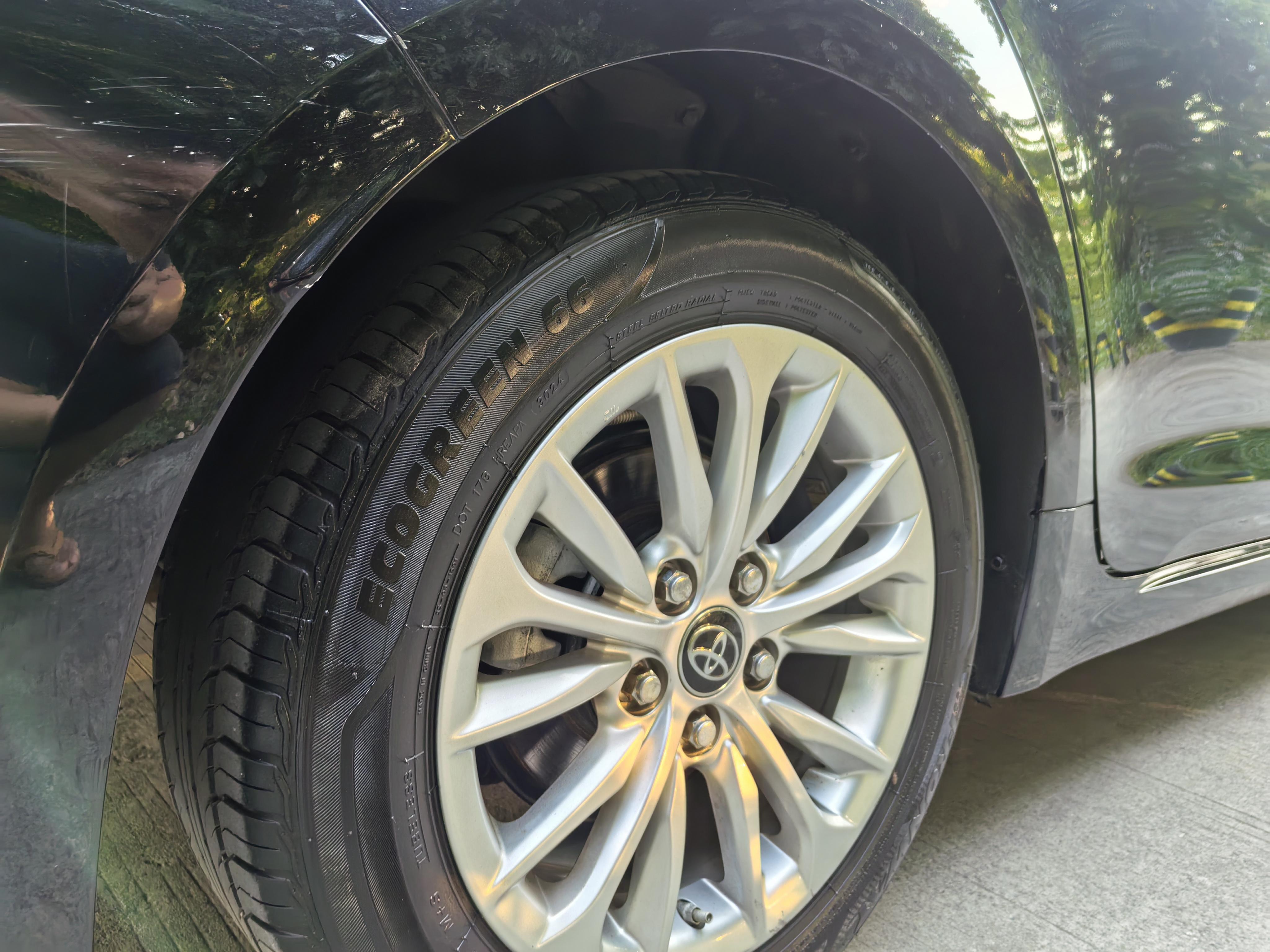 Toyota Crown 2022 thumb 11