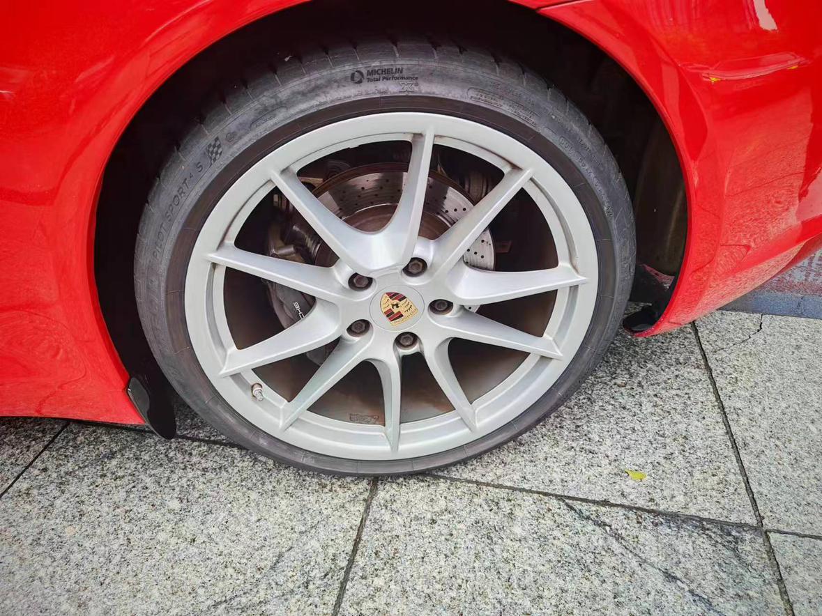 Porsche 911 2012 thumb 5