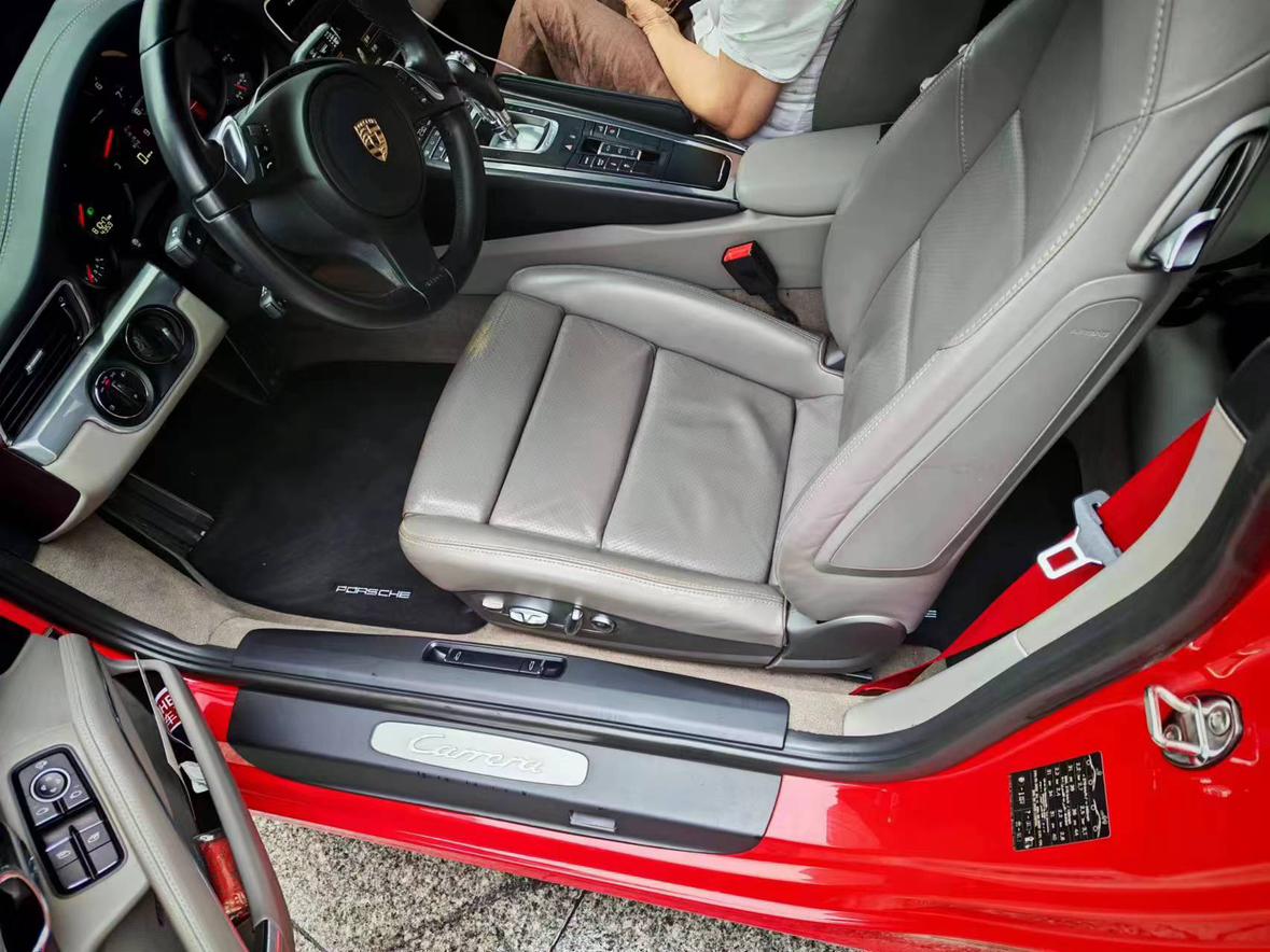 Porsche 911 2012 thumb 6