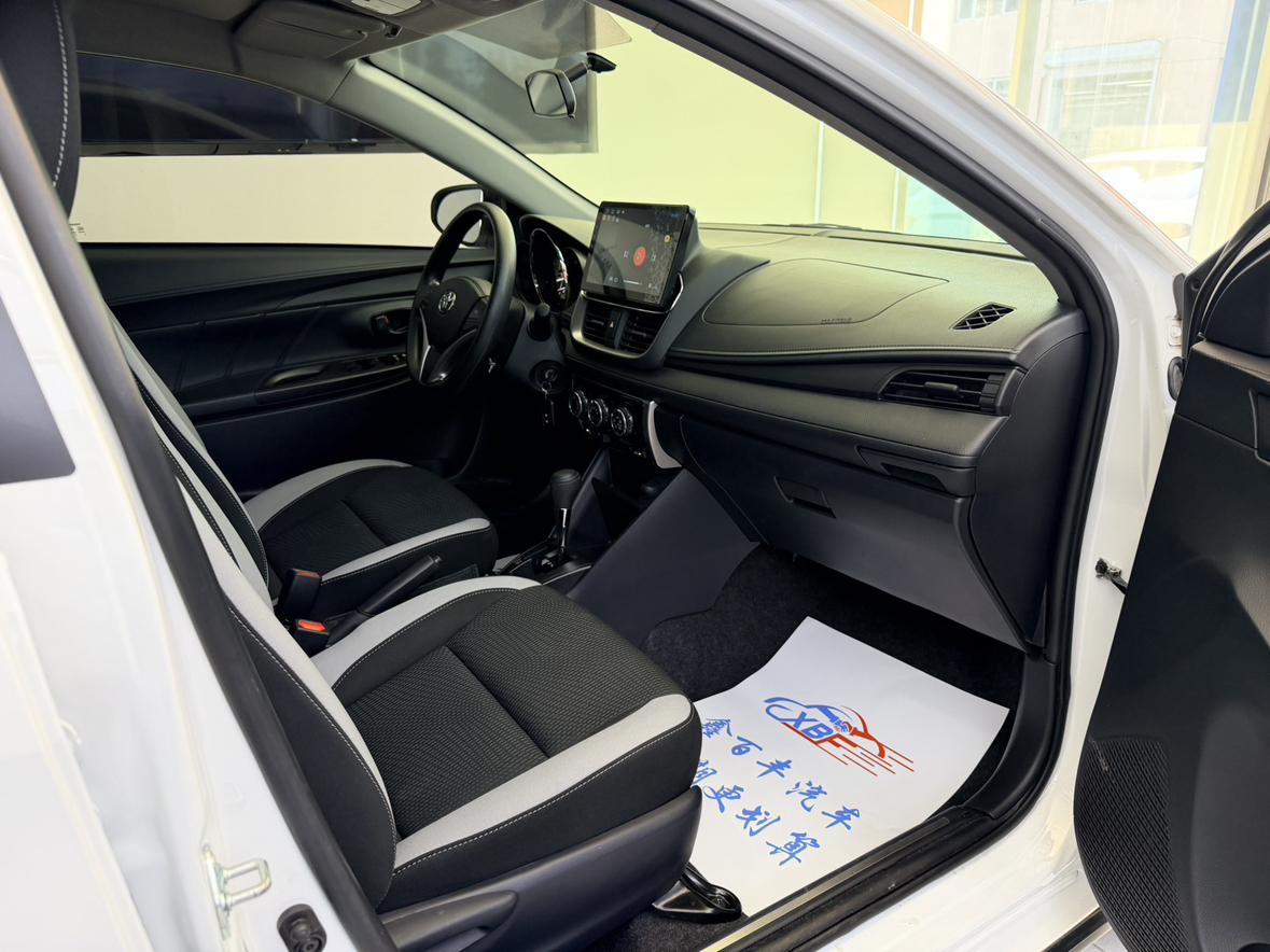 Toyota Yaris 2021 thumb 8