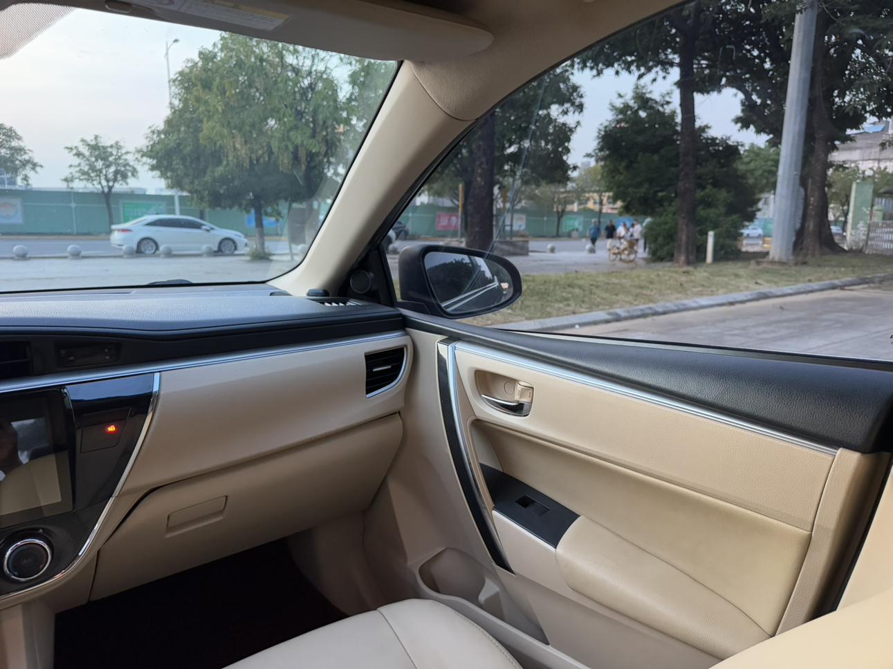 Toyota Corolla Rumion 2017 thumb 10