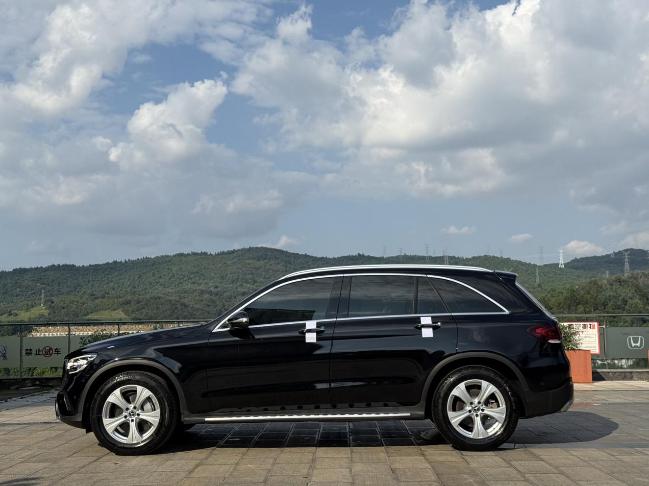 Mercedes-Benz GLC 2020 thumb 2
