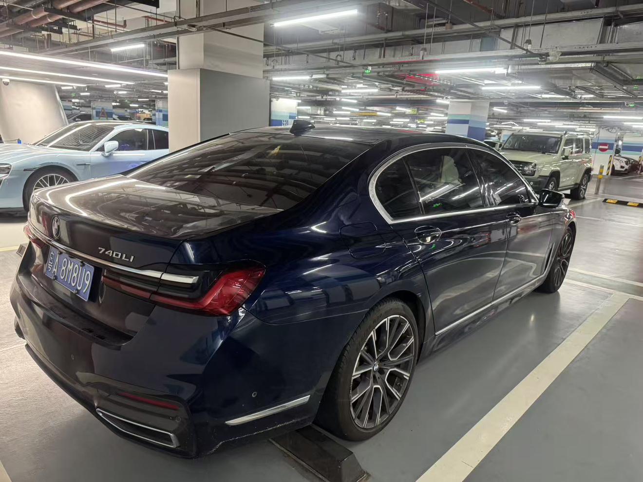 BMW 7 серии 2019 thumb 4