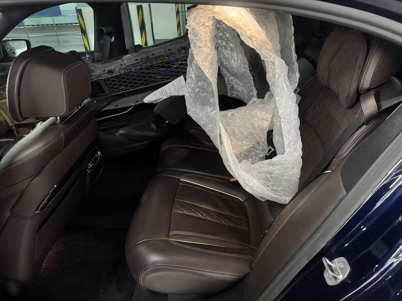 BMW 7 серии 2019 thumb 7