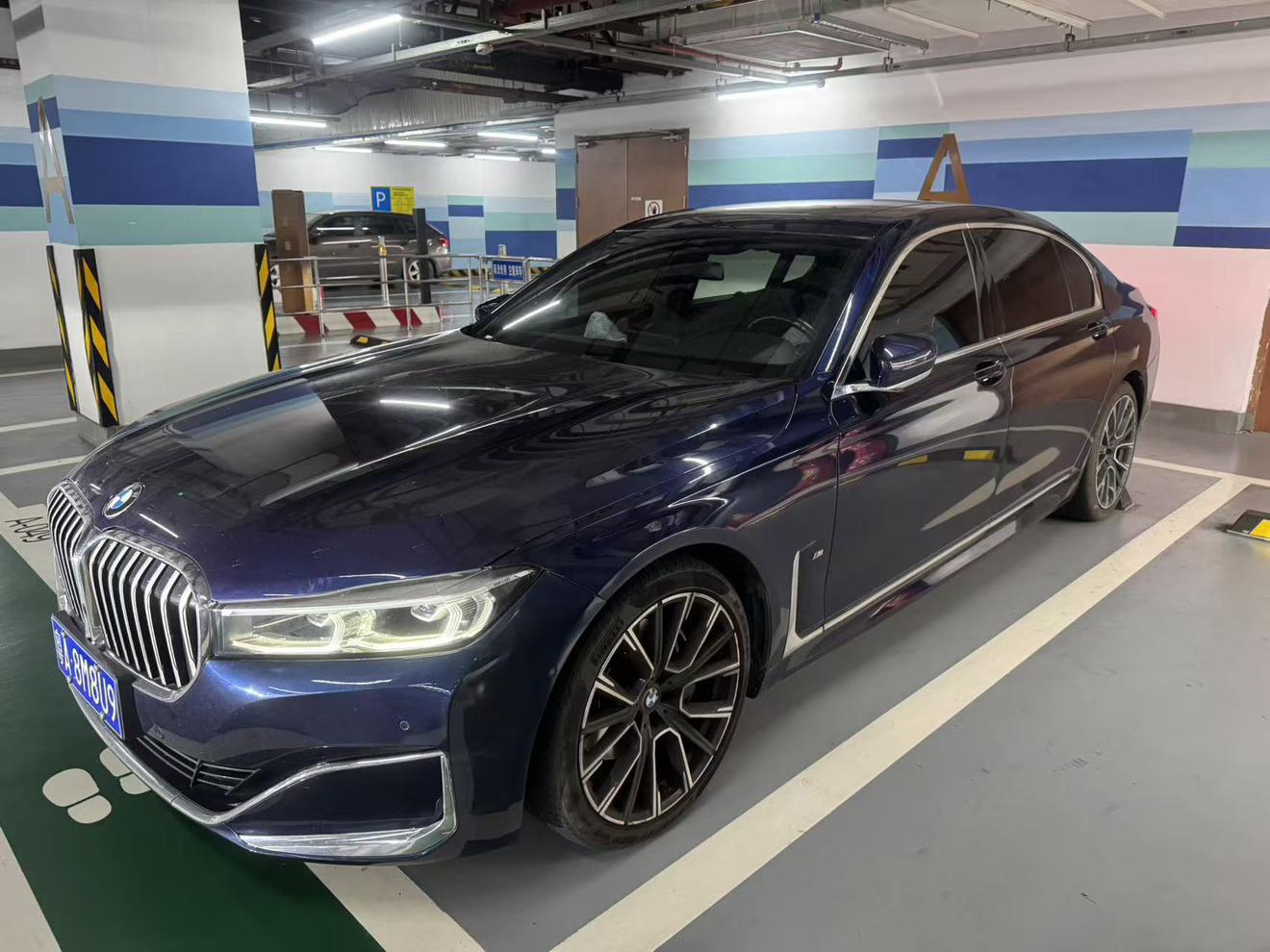 BMW 7 серии 2019 thumb 8