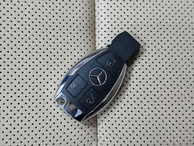 Mercedes-Benz GLS 2016 thumb 9