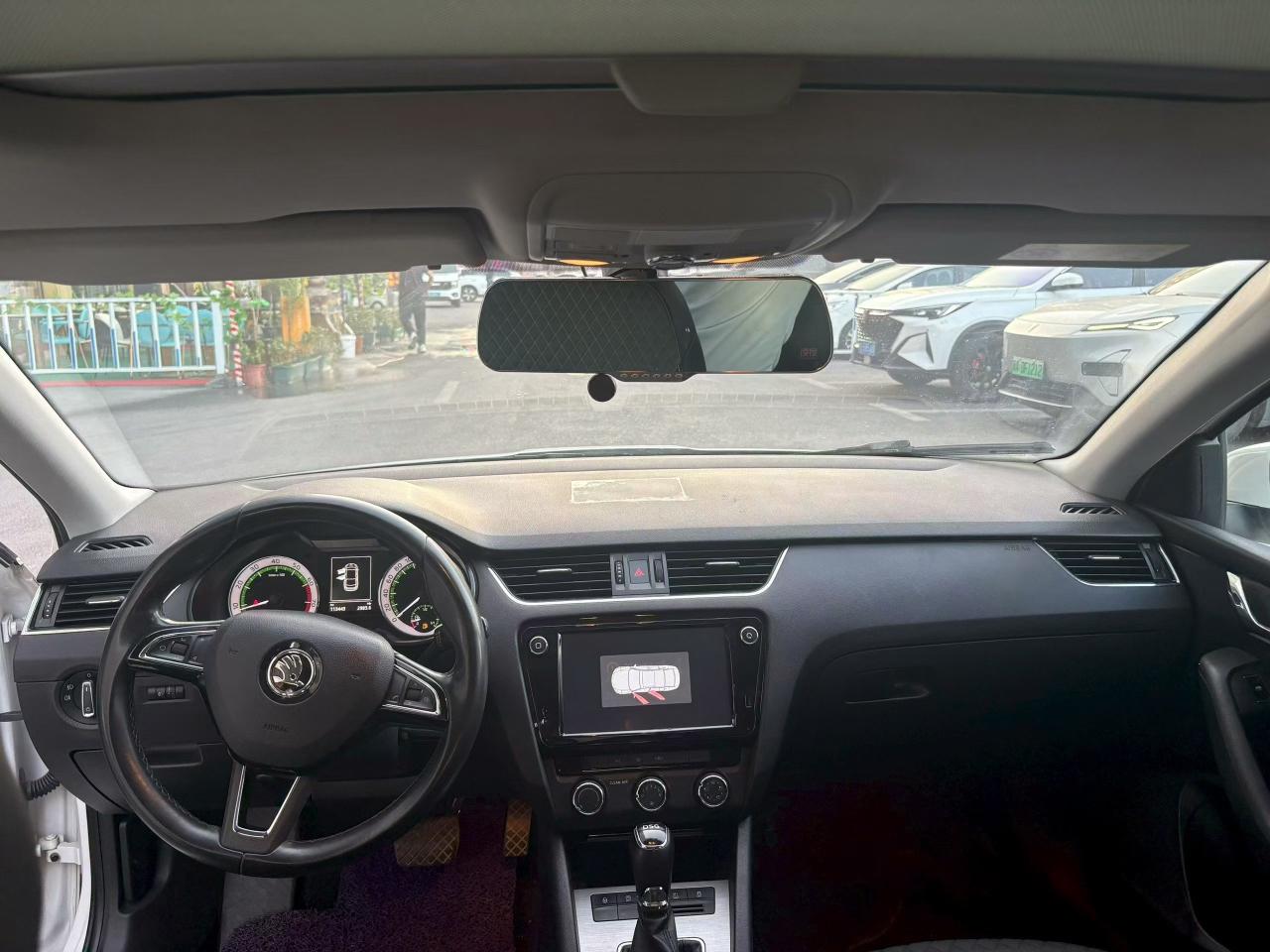 Skoda Ming Rui 2018 thumb 6