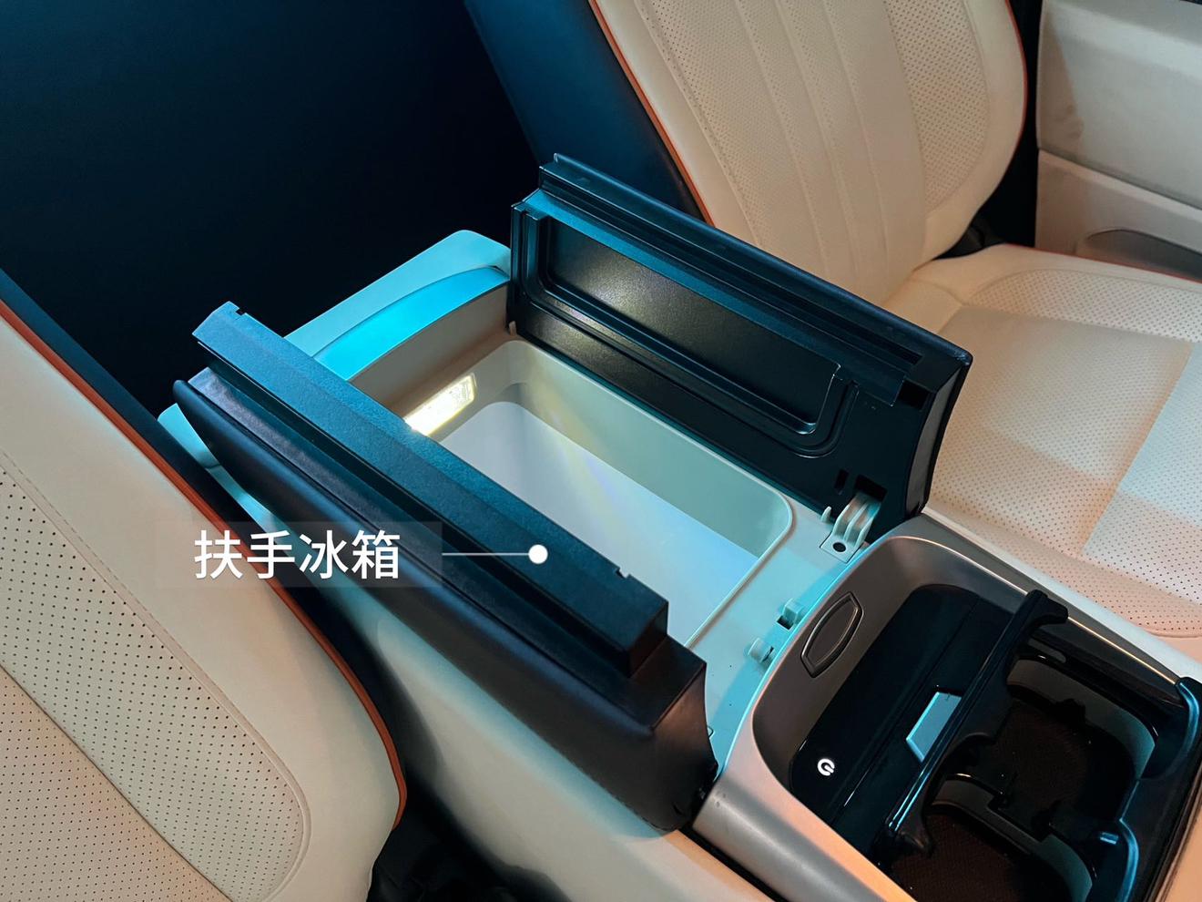 Toyota HiAce 2023 thumb 4