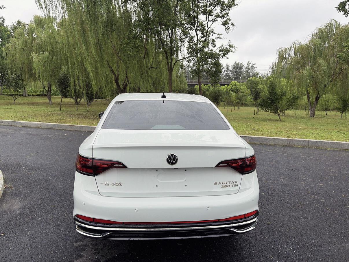 Volkswagen Sagitar 2023 thumb 4