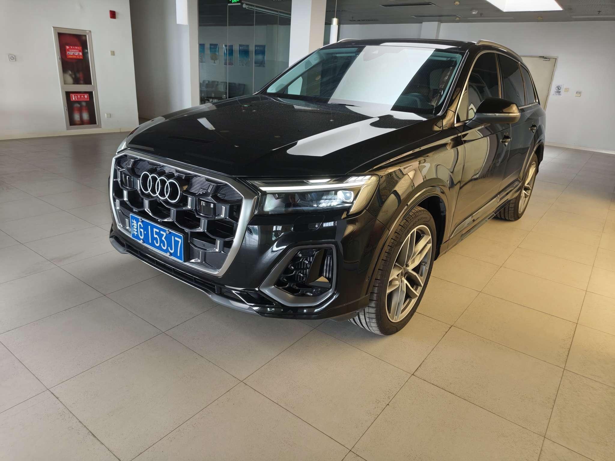 Audi Q7 2025 thumb 8