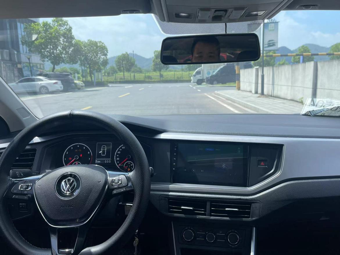 Volkswagen Polo 2019 thumb 6