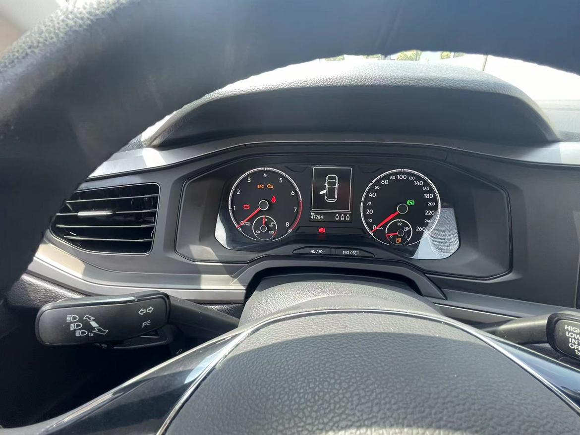 Volkswagen Polo 2019 thumb 8