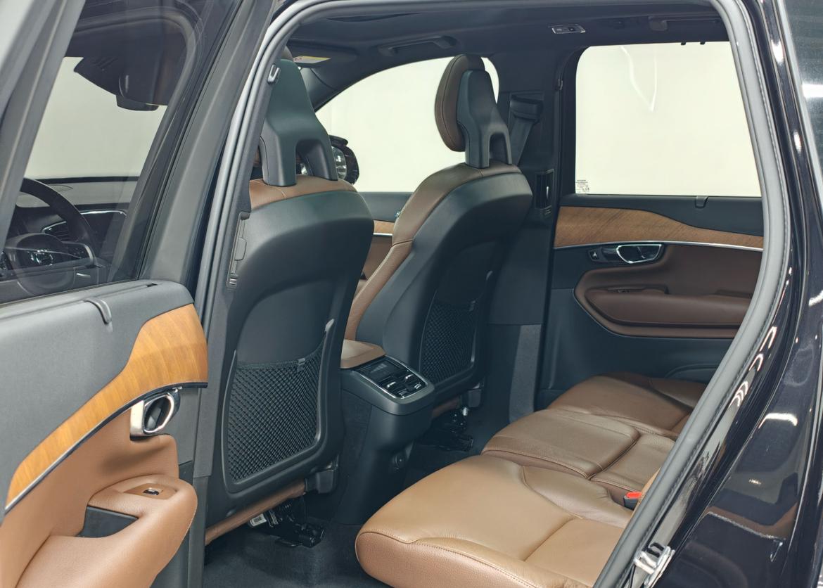 Volvo XC90 2021 thumb 9
