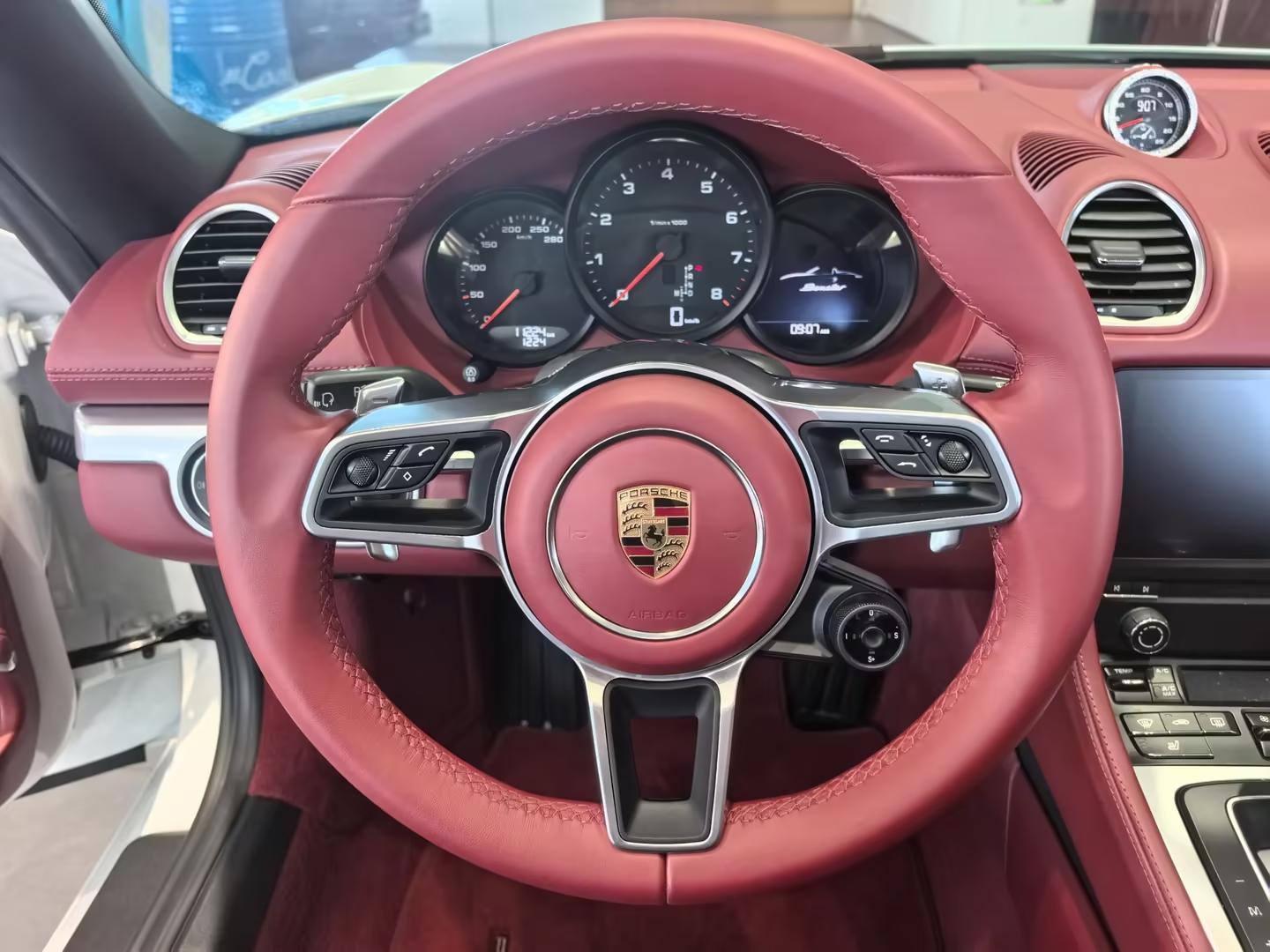 Porsche 718 2023 thumb 6