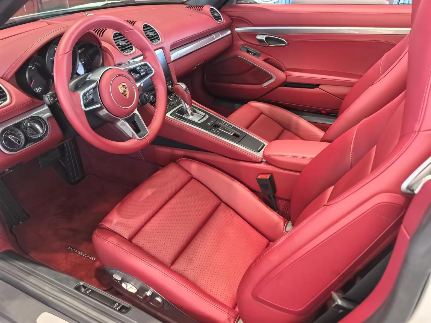 Porsche 718 2023 thumb 7