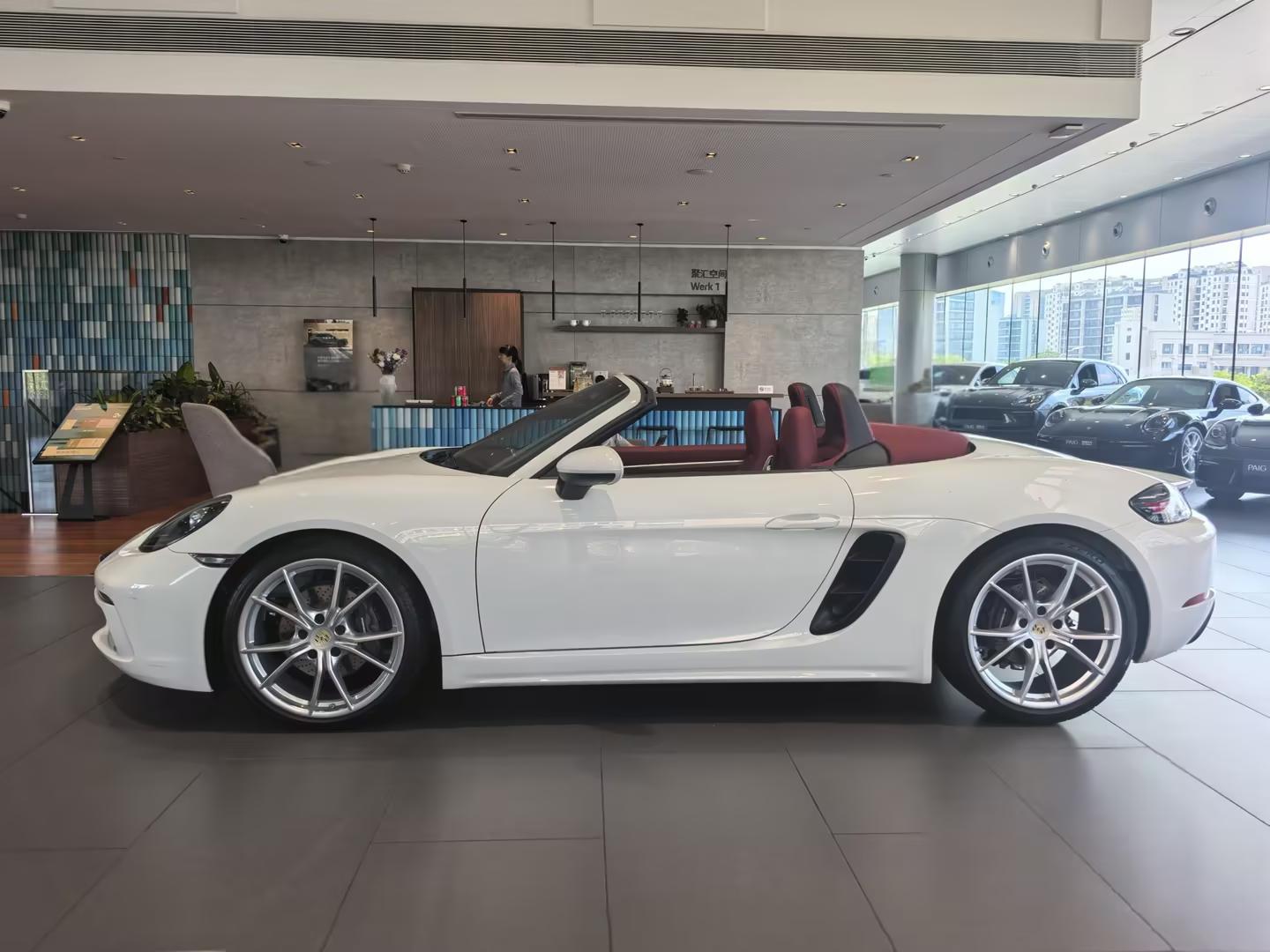 Porsche 718 2023 thumb 10