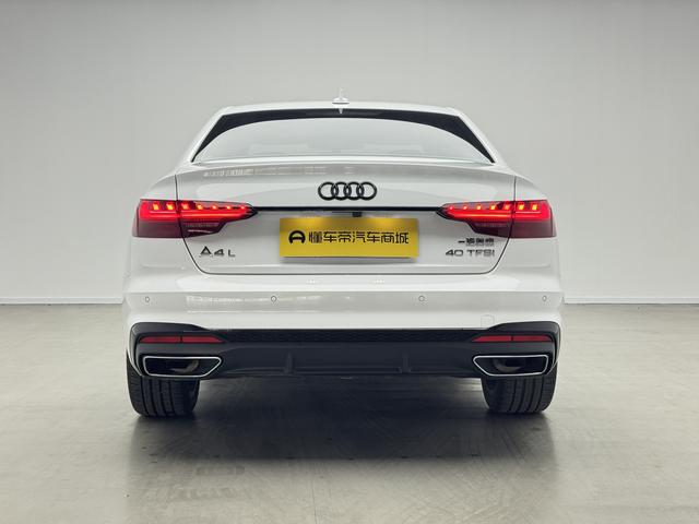 Audi A4 2023 thumb 4