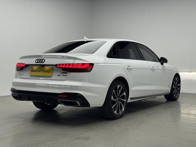 Audi A4 2023 thumb 5