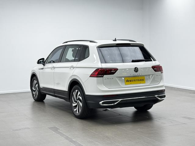 Volkswagen Tiguan 2022 thumb 3