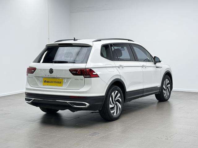 Volkswagen Tiguan 2022 thumb 5