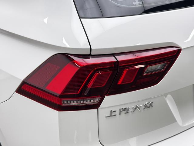 Volkswagen Tiguan 2022 thumb 11