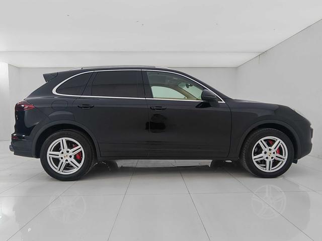 Porsche Cayenne 2015 thumb 6