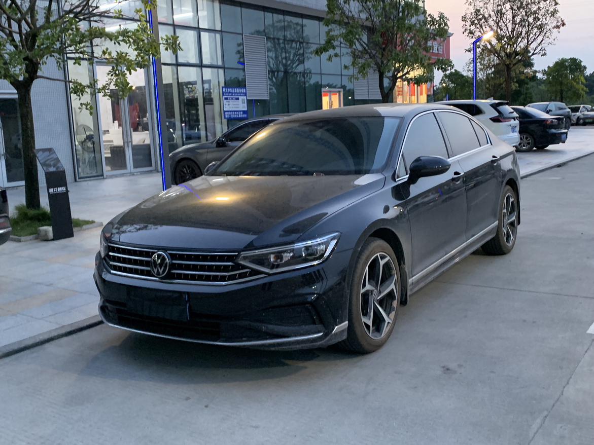 Volkswagen Magotan 2026 thumb 8