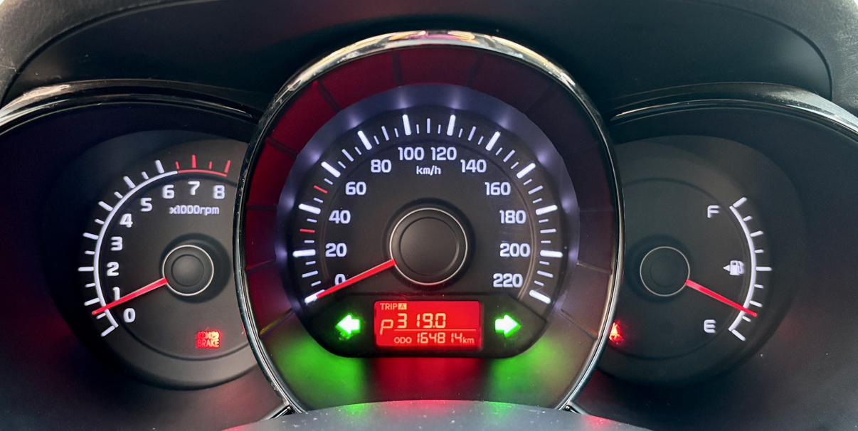 Kia Rio 2012 thumb 8