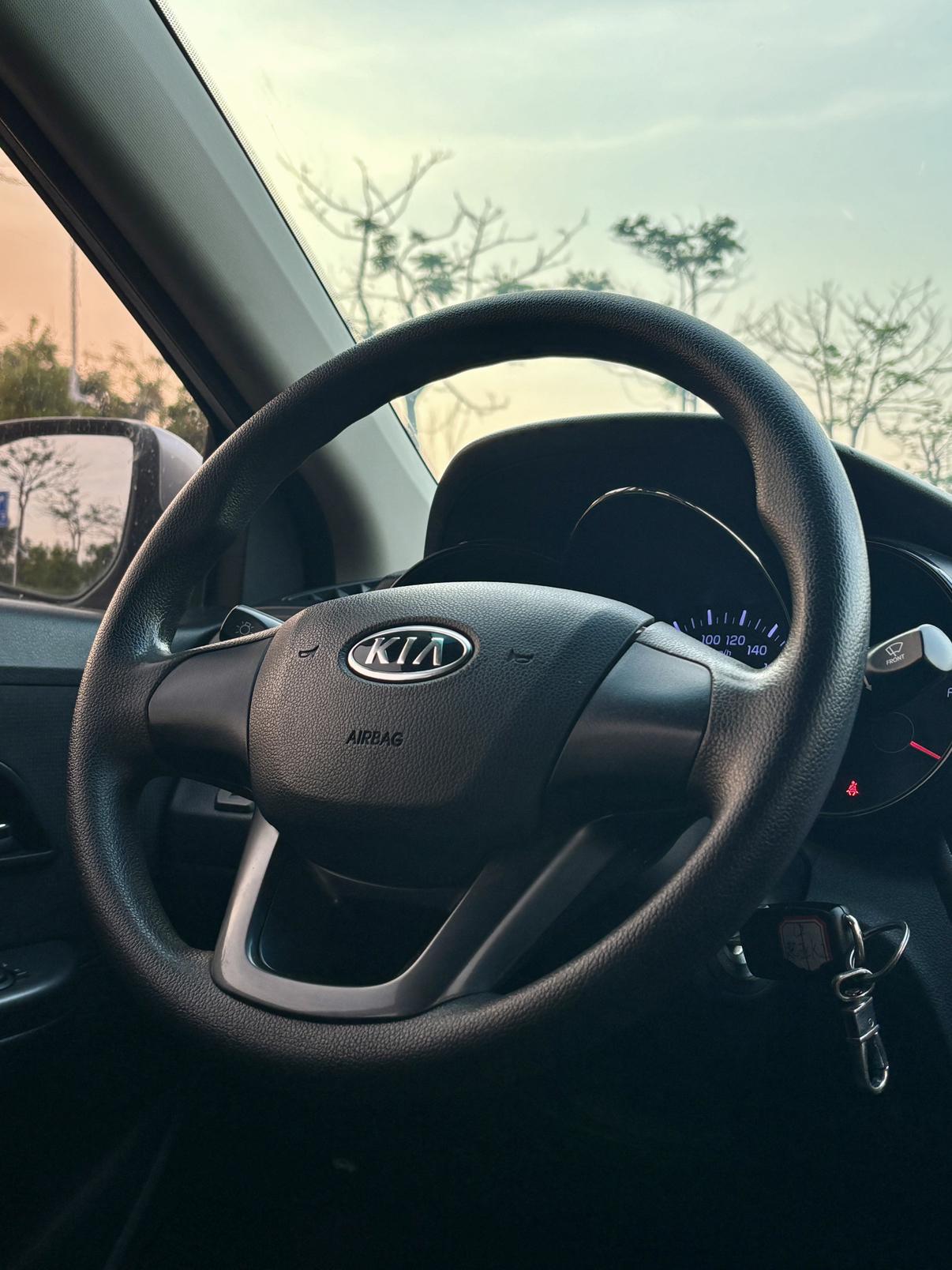 Kia Rio 2012 thumb 9