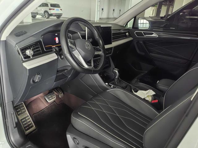 Volkswagen Tiguan 2024 thumb 9