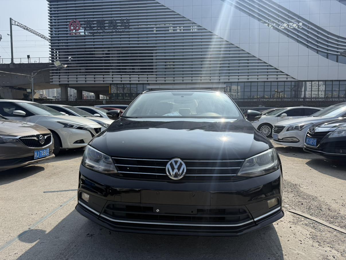 Volkswagen Sagitar 2016 thumb 9
