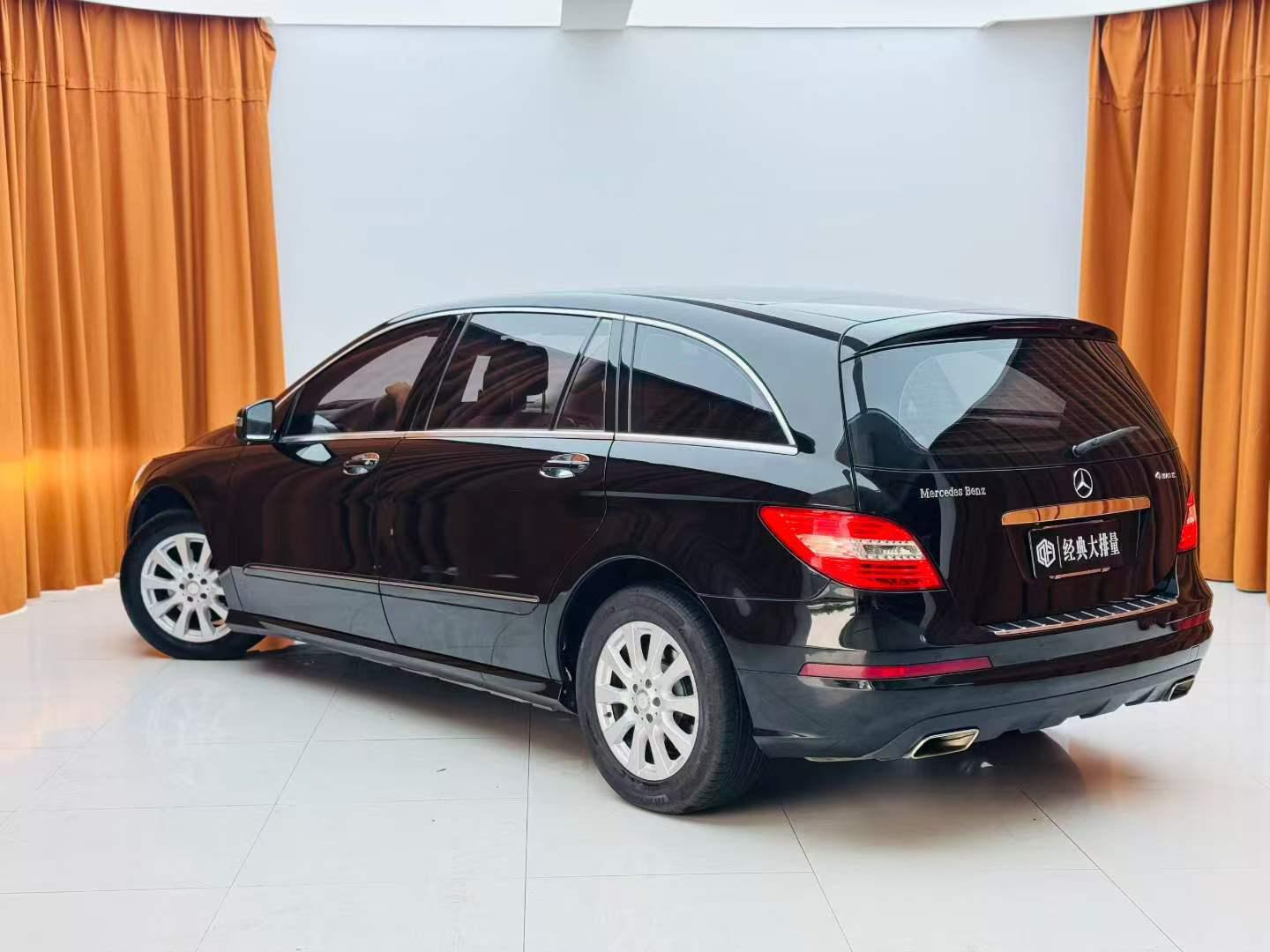 Mercedes-Benz R-Класс 2011 thumb 11