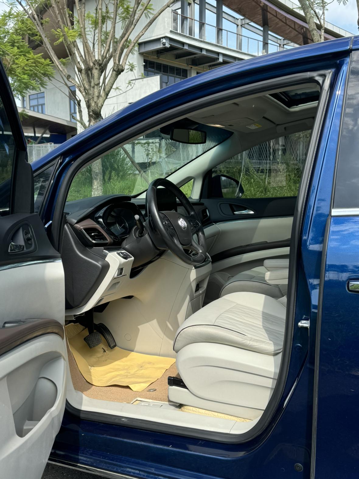 Buick GL8 2022 thumb 9