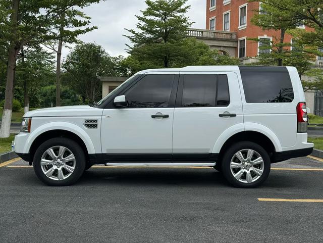 Land Rover Discovery 2013 thumb 2
