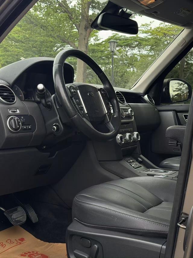 Land Rover Discovery 2013 thumb 7