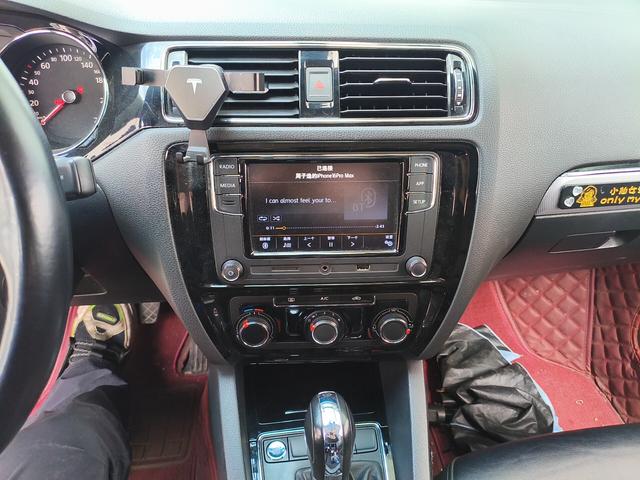 Volkswagen Sagitar 2018 thumb 6