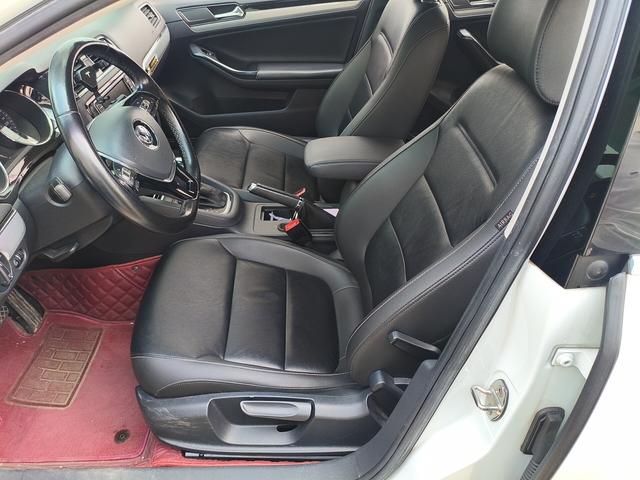 Volkswagen Sagitar 2018 thumb 8
