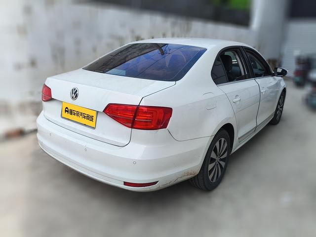 Volkswagen Sagitar 2018 thumb 12
