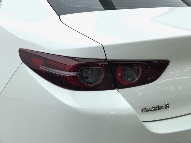 Mazda 3 2023 thumb 11