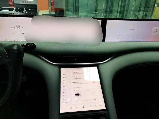 IM Motors (Zhiji) LS6 2023 thumb 4
