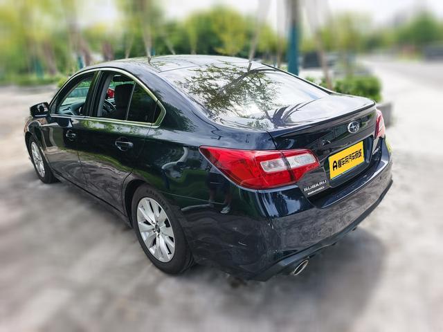 Subaru Legacy 2020 thumb 2