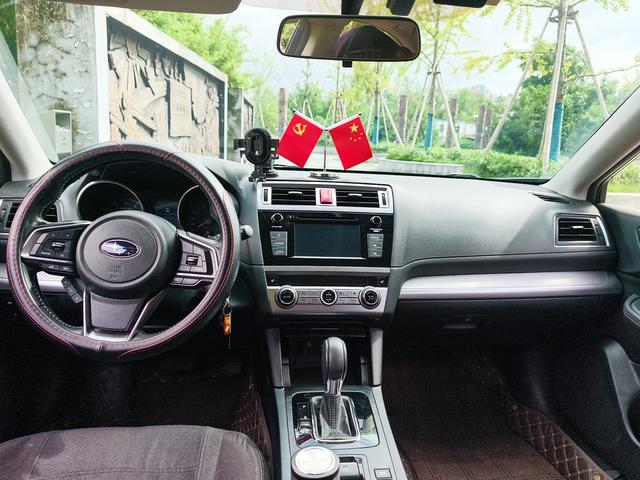 Subaru Legacy 2020 thumb 3