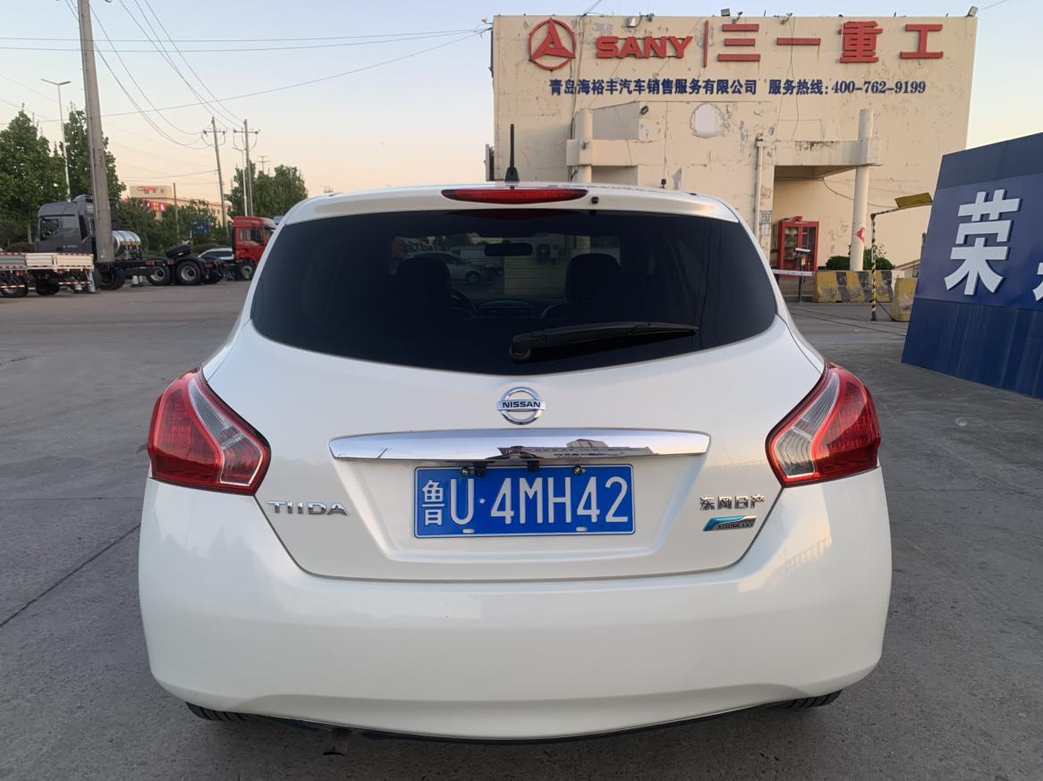 Nissan Tiida 2014 thumb 12