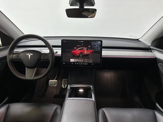 Tesla Model Y 2023 thumb 12