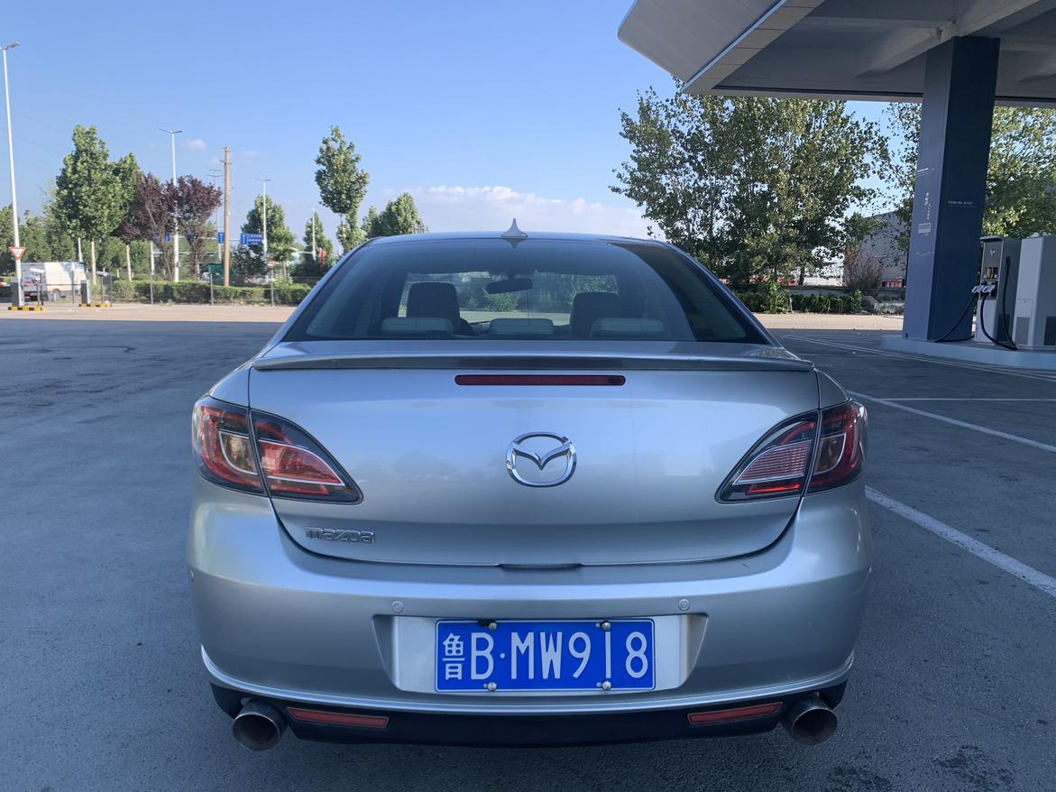 Mazda 3 2010 thumb 11